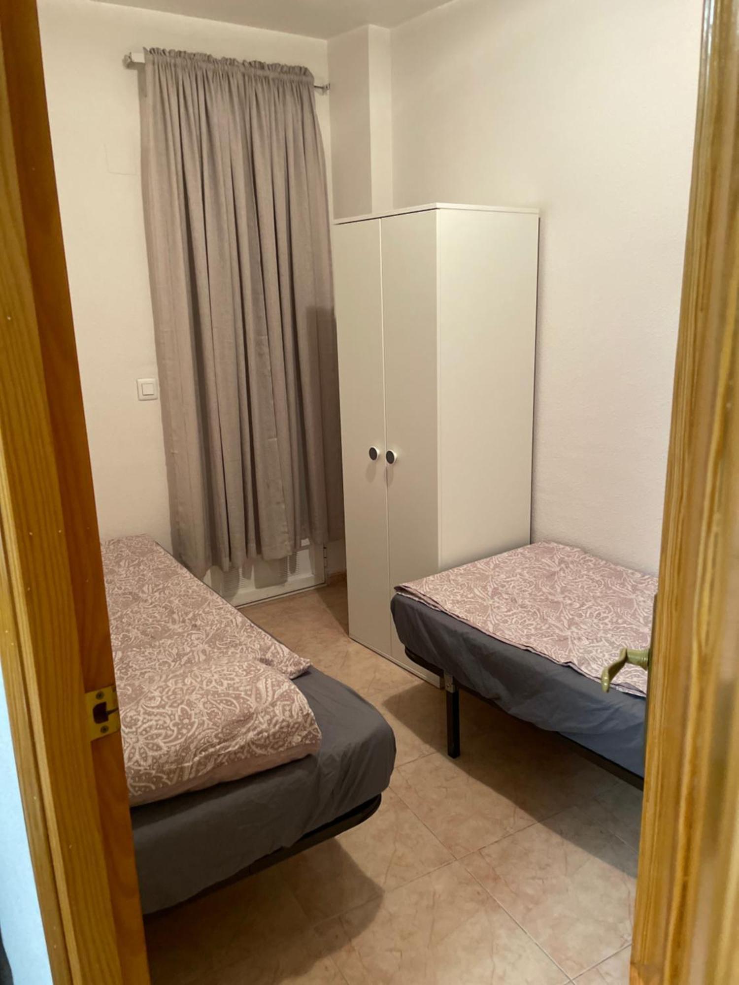 Nice Apartment Near The Park Торрев'єха Екстер'єр фото
