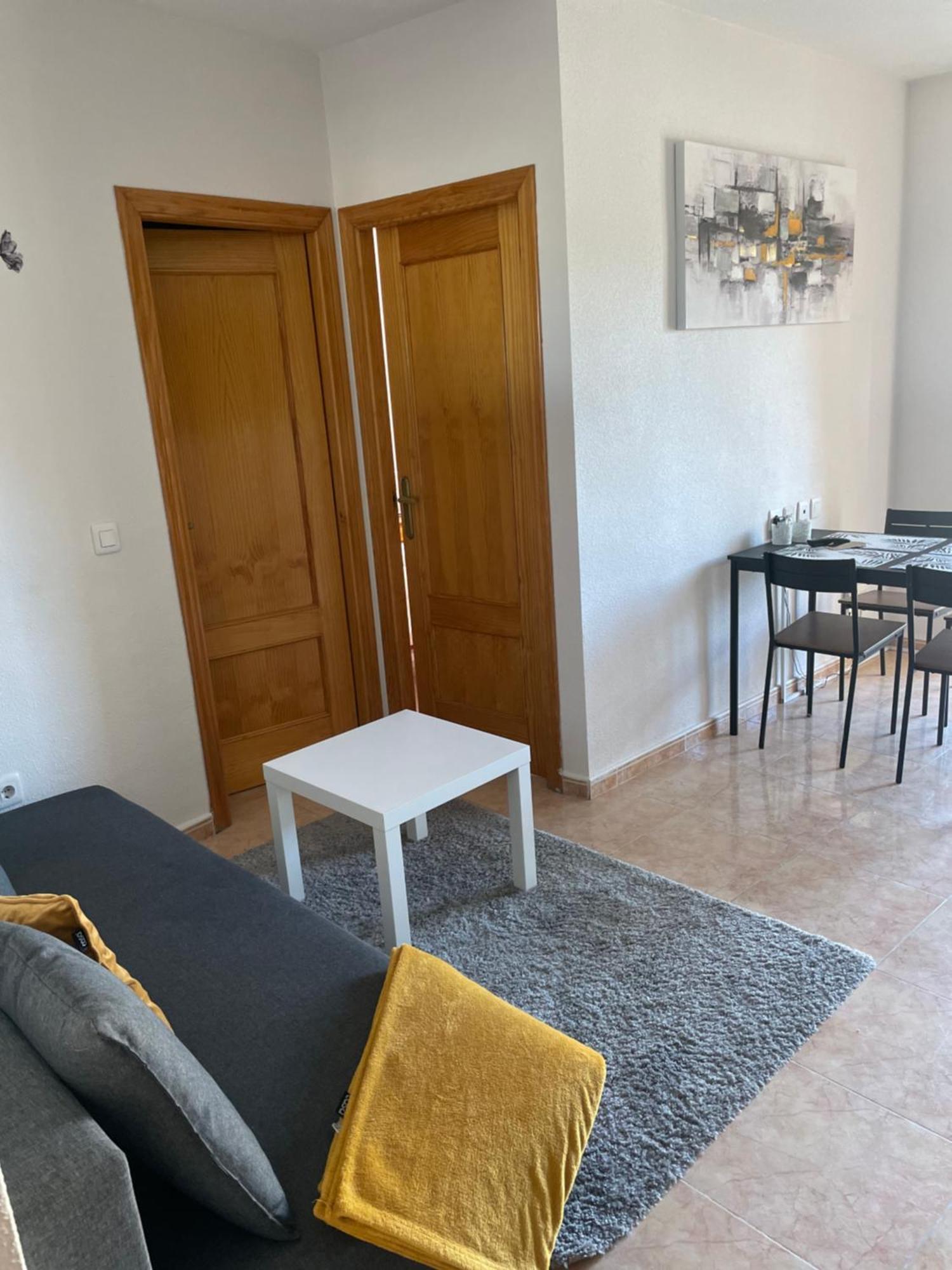 Nice Apartment Near The Park Торрев'єха Екстер'єр фото